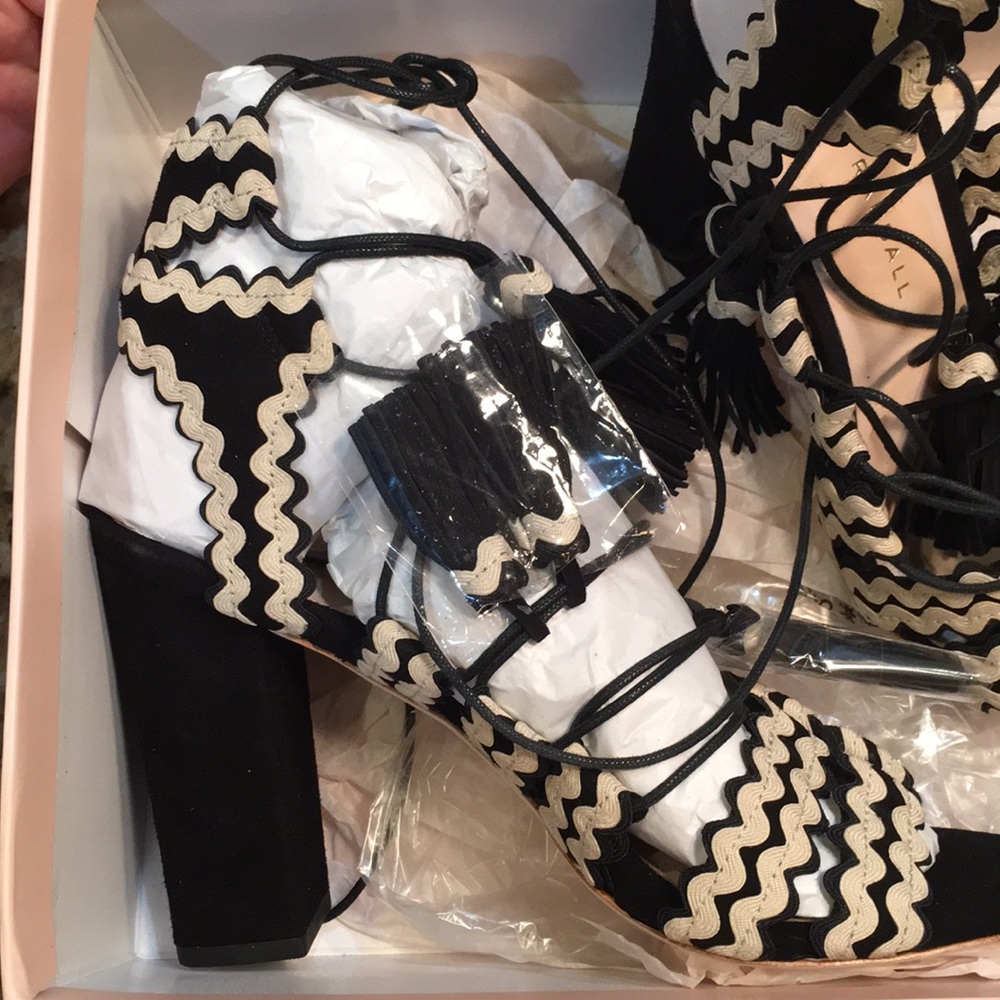 Loeffler Randal luz tassel chucky heel - Picture 5 of 7